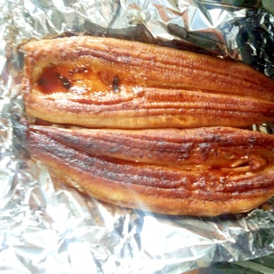 フライパンでふっくら絶品に。スーパーで購入した「うなぎ」の温め方 - Yahoo! JAPAN