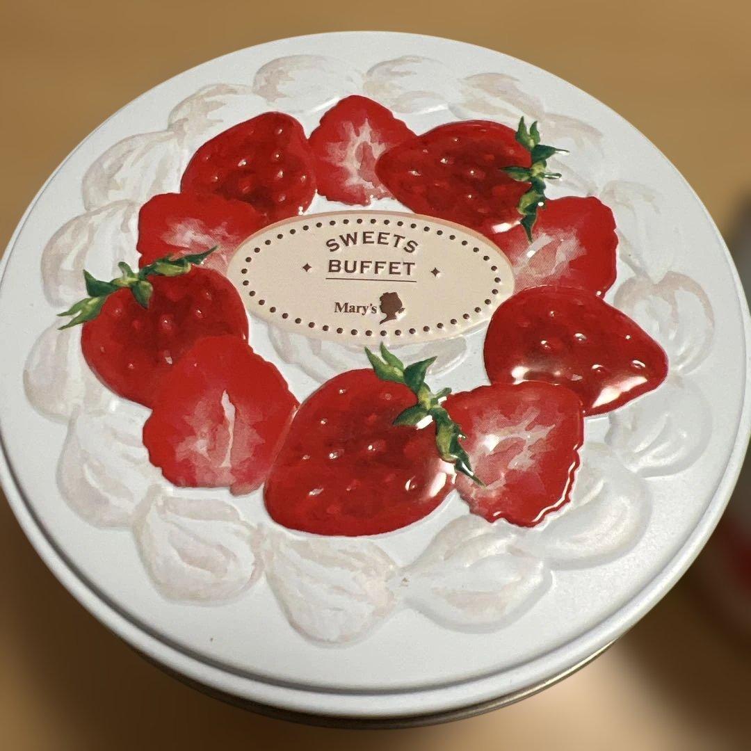 AEON限定 メリーチョコ スイーツビュッフェ ミニスクエアケーキ 2缶セット - メルカリ