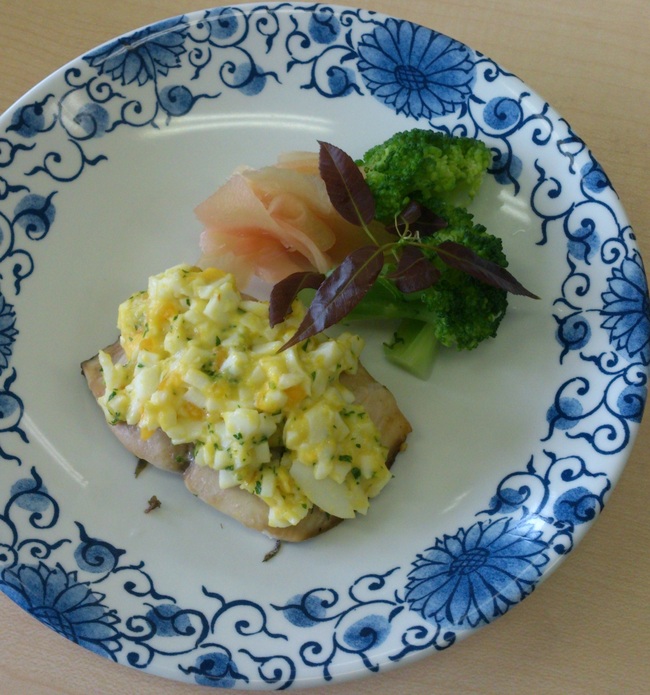 板前修業鰆の菜種焼き 鰆について 菜種焼きについて あしらいについて レシピ 材料の説明 鰆の下準備 菜の花とびしゃ玉の用意 あしらい用意 焼き上げ盛り付け