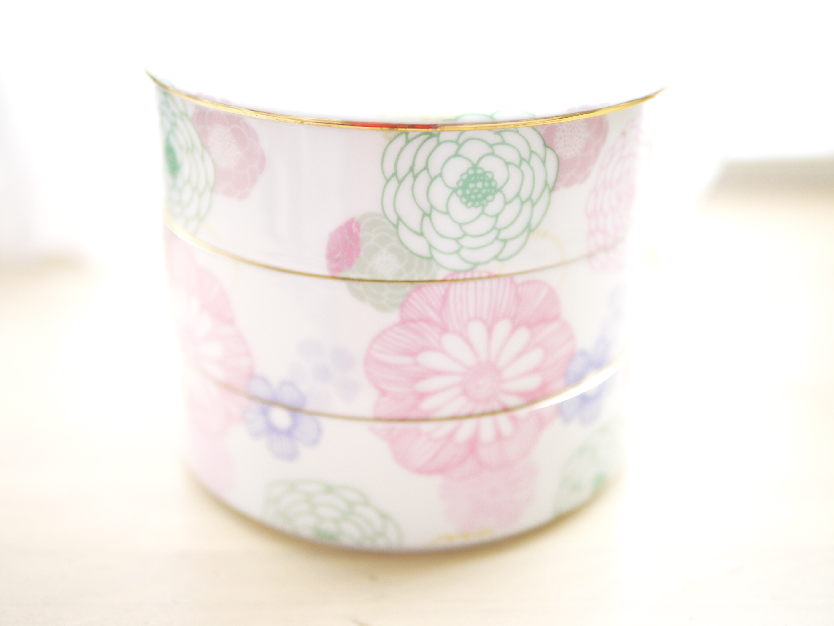 桃色ポーセラーツお重箱 お椀・ボウル・鉢 Atelier shells 通販 18603004Creema クリーマ