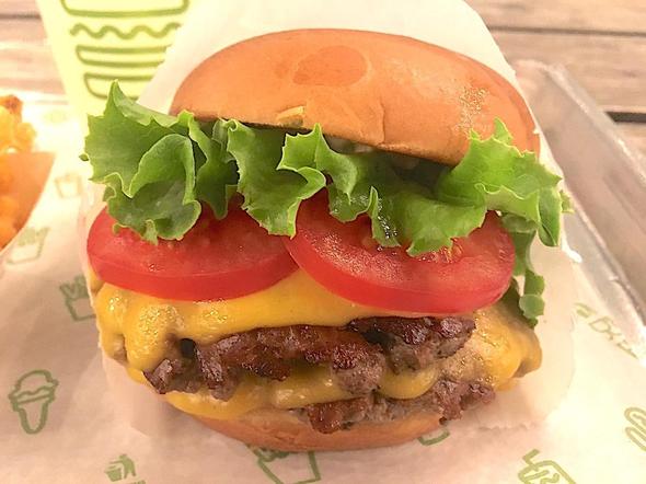 静岡県御殿場市 Shake Shack シャックバーガー ダブル: かえる通信～山口・静岡食べ歩き日誌
