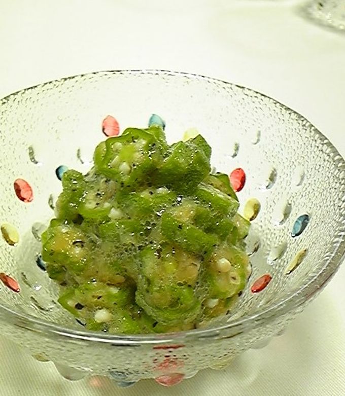 トマトとオクラ・豚肉のさっぱり炒めヤオコーレシピ by Cooking Support