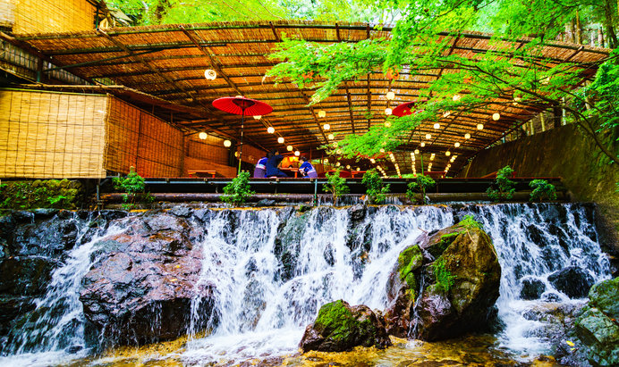 暑い夏を乗り切る！暑気払いにオススメの食べ物をご紹介サンシャイン クルーズ・クルーズ