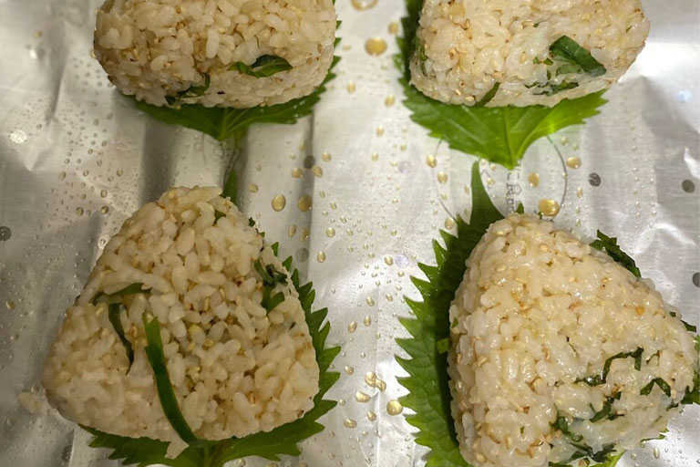 大葉味噌マヨ焼きおにぎり