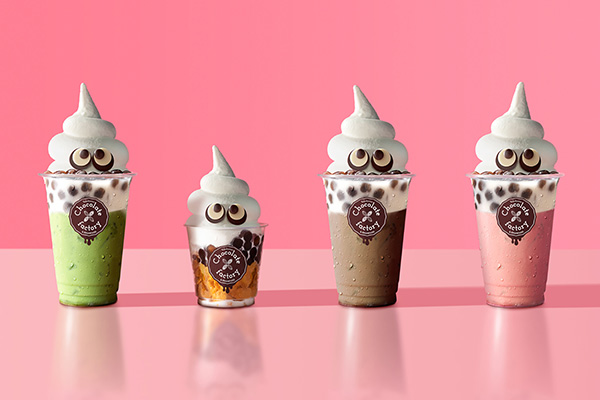 Dragonfruit Joghurt Frappè🥰 • • •中華街フラッペドラゴンフルーツスムヨーグルトドリンク中華街グルメ横浜ぶらぶらオヤツタイム散歩chinatowndrinksyummyyokohama