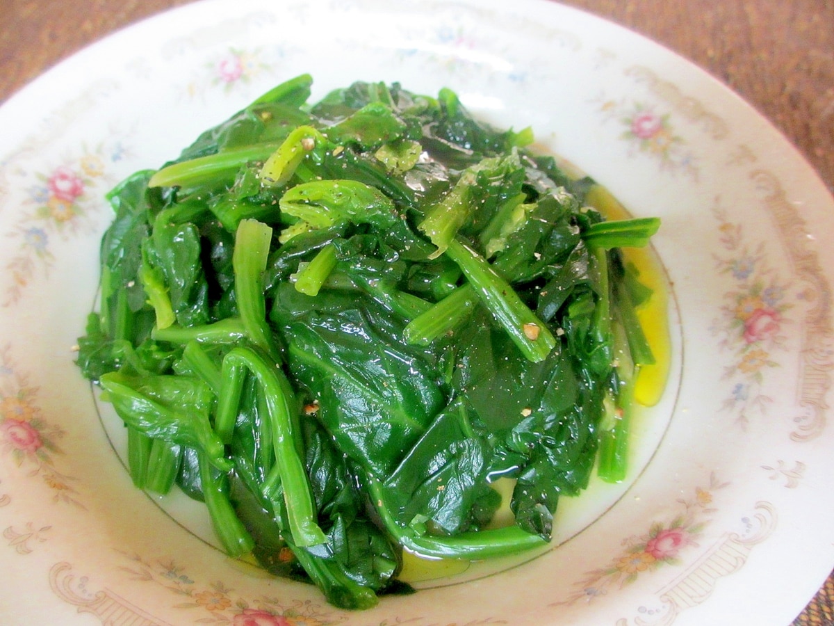 節約＆絶品！サイゼリヤ風くたびれほうれん草パスタの簡単レシピ