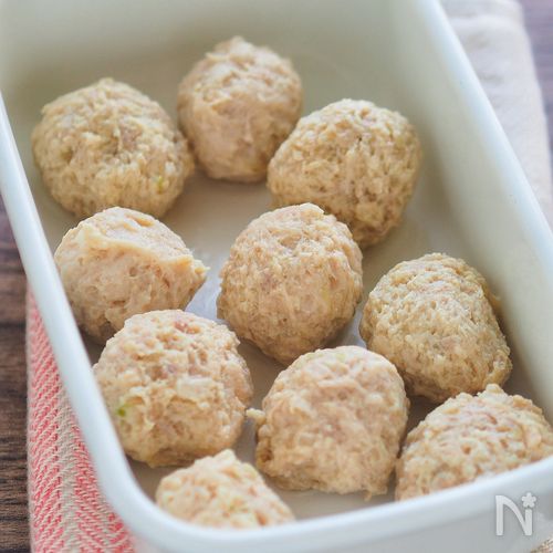 ふわふわ鶏団子の甘酢あんかけ