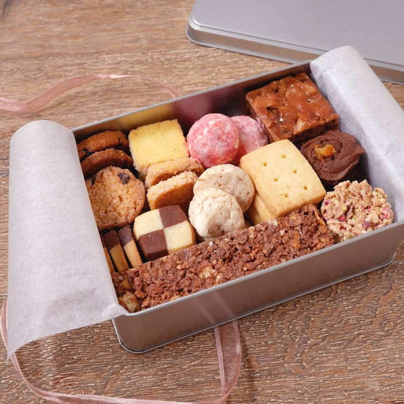 バレンタインにぴったりなクッキー缶ラッピング