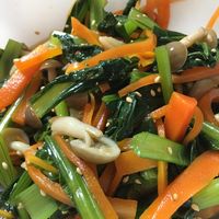 レンジで簡単4分 小松菜と人参のやみつきナムル食物繊維UPの裏技