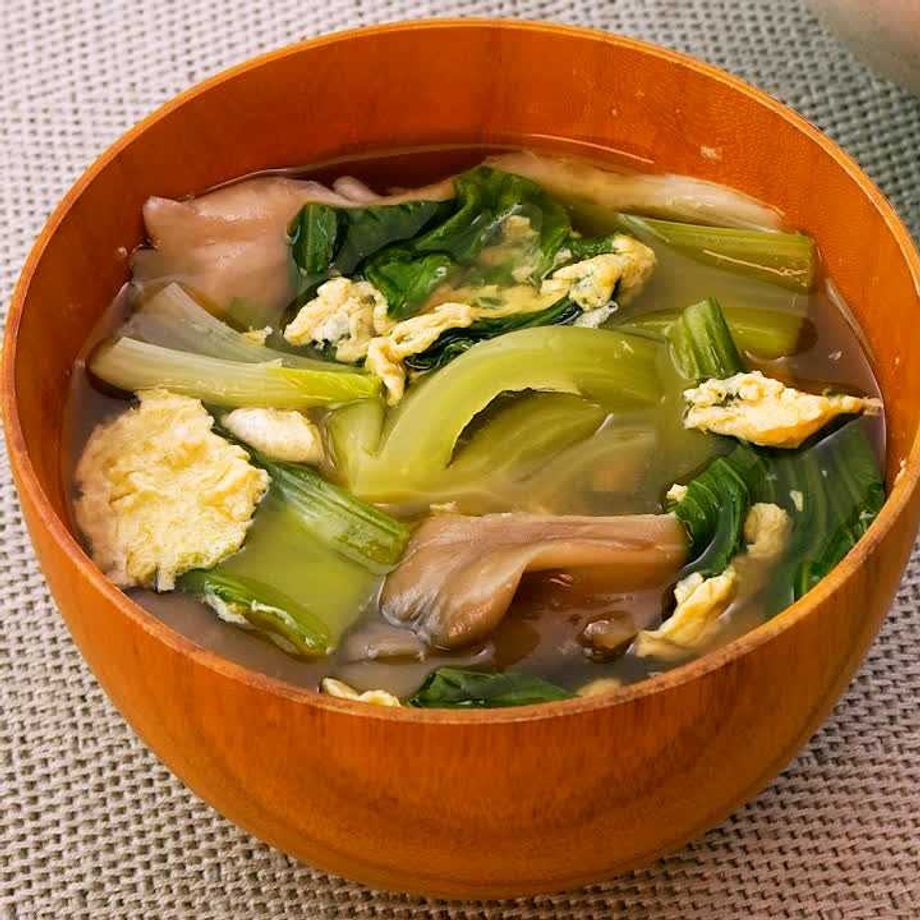 白菜と卵の和風スープ