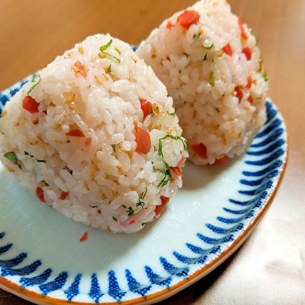 梅おかかおにぎり