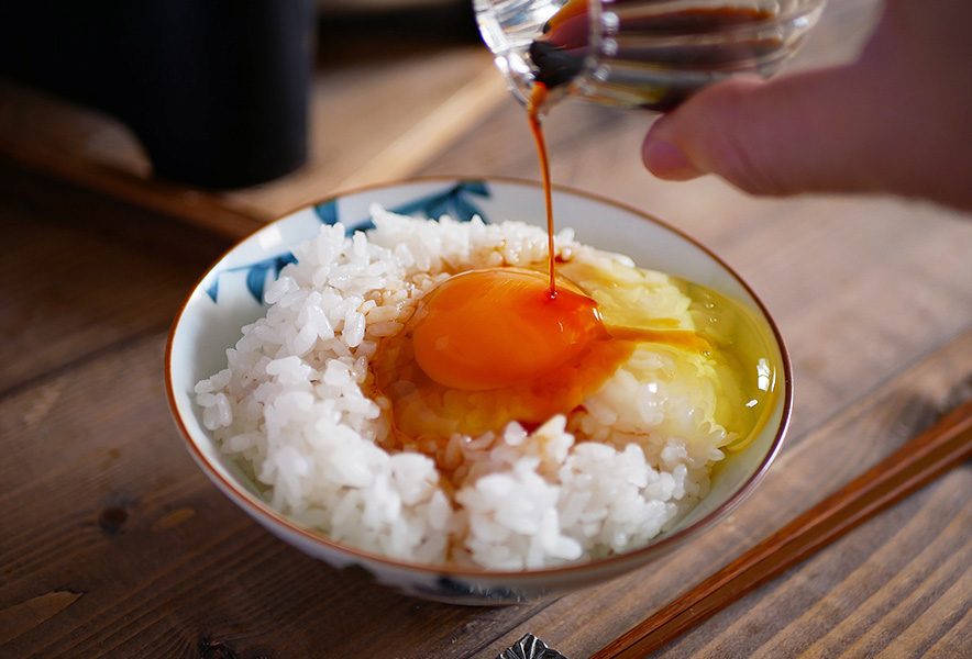 生卵かけ風オムライス