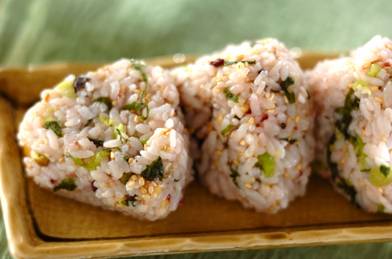 マーナ、白米か雑穀米かひと目でわかる冷凍ごはん容器 - 家電 Watch