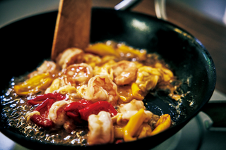 エビとゆで卵のサラダパプリカマリネドレッシングで レシピ・作り方 by ruby&nao - 楽天レシピ