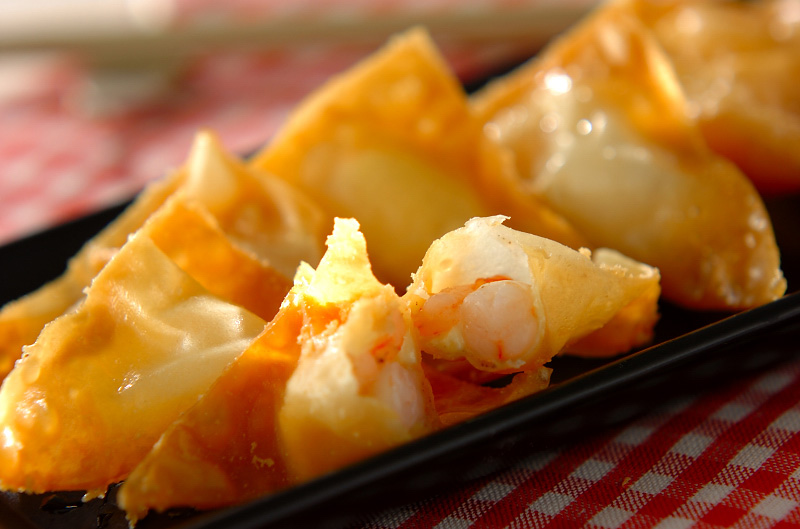 材料ほぼ3つ！簡単うまい昼レシピ 39 ぷりぷり海老ワンタンスープで温活イエモネ