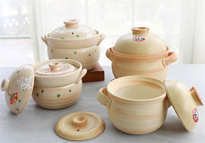 かまどさん四合炊き炊飯土鍋・製品伊賀焼窯元 長谷園 公式通販 公式 かまどさん 五合炊き 長谷園 土鍋でご飯を炊く 炊飯 ごはん 炊飯土鍋 炊き方レシピ付きご飯鍋 ご飯土鍋 日本製 伊賀焼 長谷製陶 ACT-50