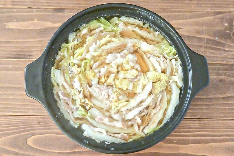 ほんだしで簡単！白菜と豚バラ肉のミルフィーユ鍋レシピ。コクのある味わいに