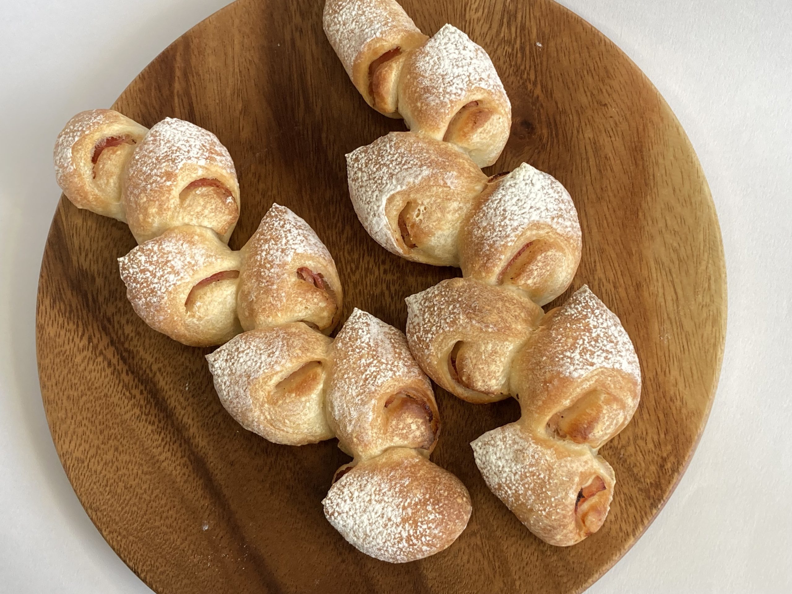 超簡単 手抜きだけどマジで美味しい！『なんちゃってベーコンエピ』の作り方 - てぬキッチン