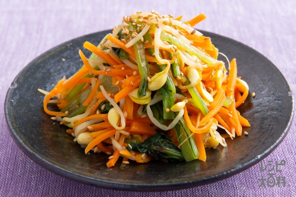 小松菜、ぶなしめじ、人参のナムル