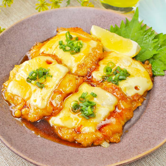 遅く帰った日も、ボリュームのある「満足ごはん」。お豆腐を使ったメインディッシュ・レシピキナリノ