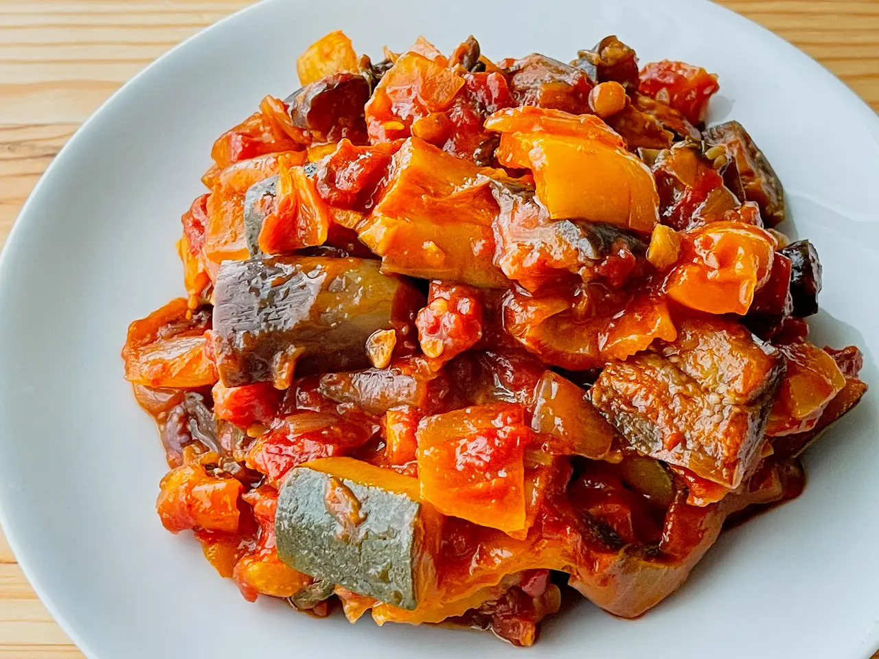 ラタトゥイユ 他の食材で代用可能！ ズッキーニなしのラタトゥイユの簡単レシピ おすすめアレンジレシピもご紹介！ -ハピキャンキャンプ・アウトドア情報メディア