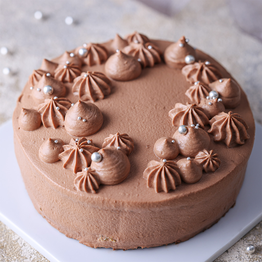 くまが可愛いチョコ尽くしケーキ！ケーニヒスクローネで初めてホールケーキを購入しました！ - カフェインと御友達