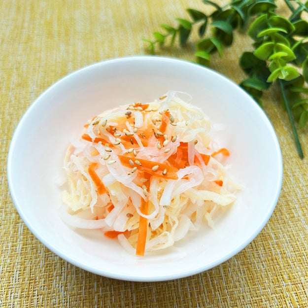 宮崎県産千切り大根とさきいかの糀漬け : 料理とパンとおいしい生活