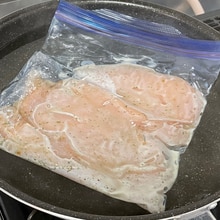 簡単♡ジップロックでささみのサラダチキン