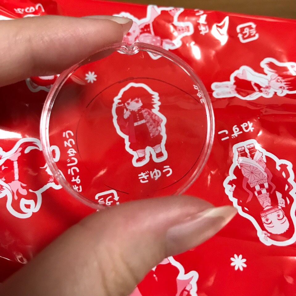 セリアのポケットティッシュで作るミニチュアキーホルダーの作り方