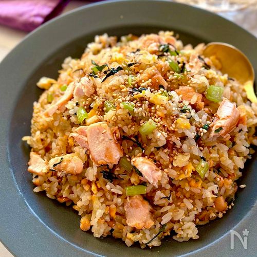 鮭玉子チャーハン