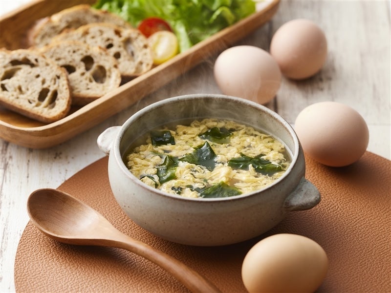 高野豆腐とレタスの和風卵スープ