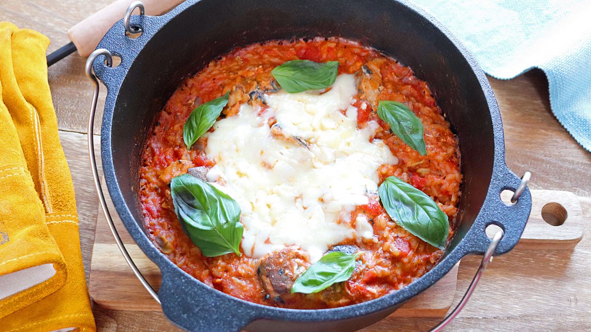 鶏皮がパリパリトッピングになる！パエリアの作り方キャンプしたいママ、応援します