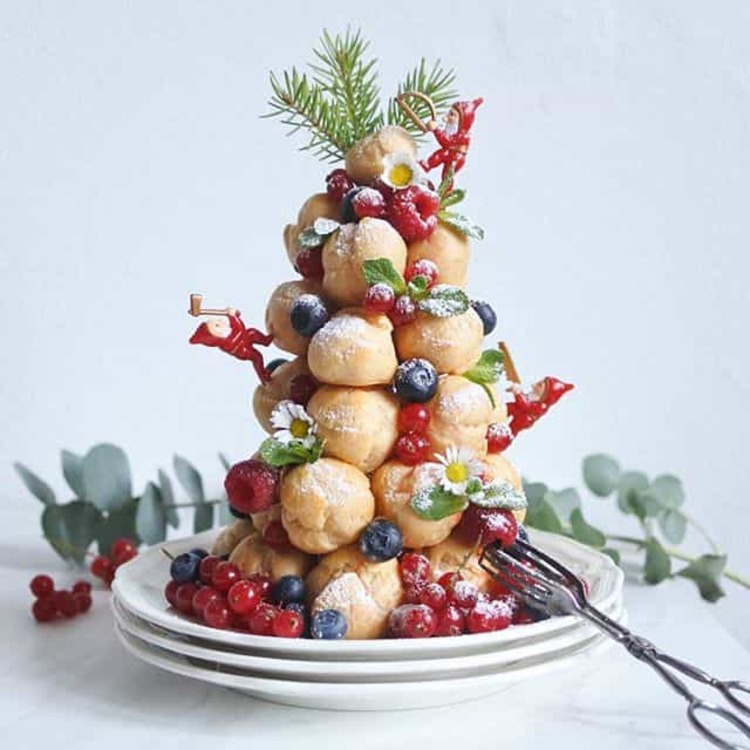 今年のクリスマスは団子と大福でインスタ映え！？サンタとトナカイのイラストがかわいい和×洋スイーツ登場徳島の話題,暮らしPICKUPニュース徳島新聞デジタル