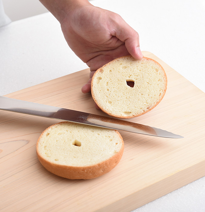 スゴ切れ パン切り包丁日本製 パン包丁 パン切り 焼きたてパン パンスライサー食パン 切れる ナイフ 手作りパン サンドイッチ下村企販エルルショップ