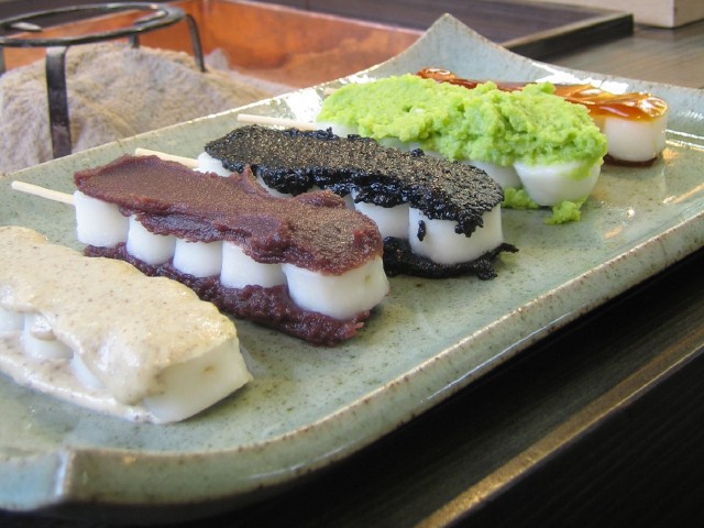 最上川千本だんご横丁とうふ店