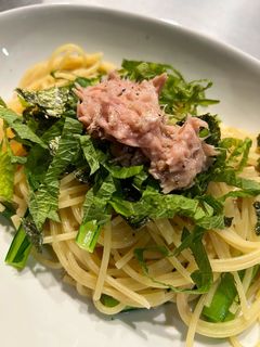 シーフードの和風パスタ