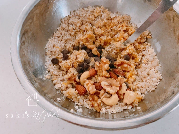 バター不使用！栄養満点！オートミール入りザクザクスコーン元パティシエの砂糖・油ひかえめおやつ