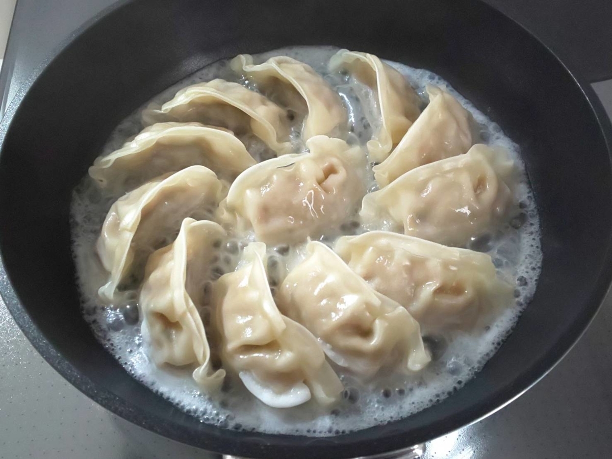 大阪王将の冷凍餃子の焼き方！おすすめのお手軽ストック食材 時短 ナマコログ
