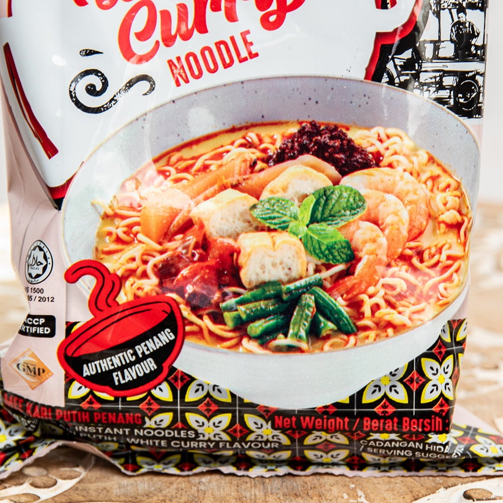 賞味期限１年２ヶ月前の辛ラーメン。 - 散髪は年１回