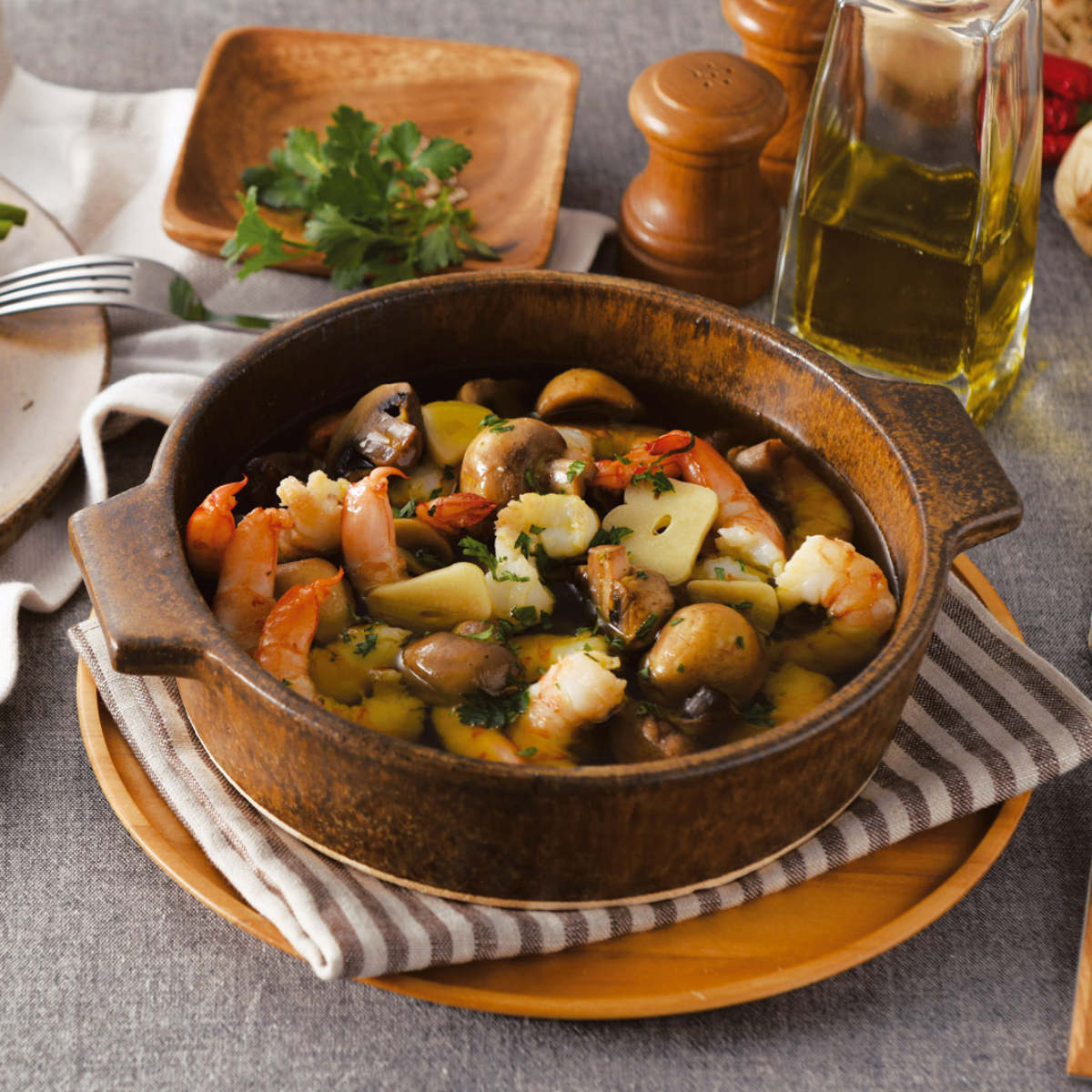 アヒージョ鍋 直火ok そのまま食卓へ - 富士子ベーコン購入サイト