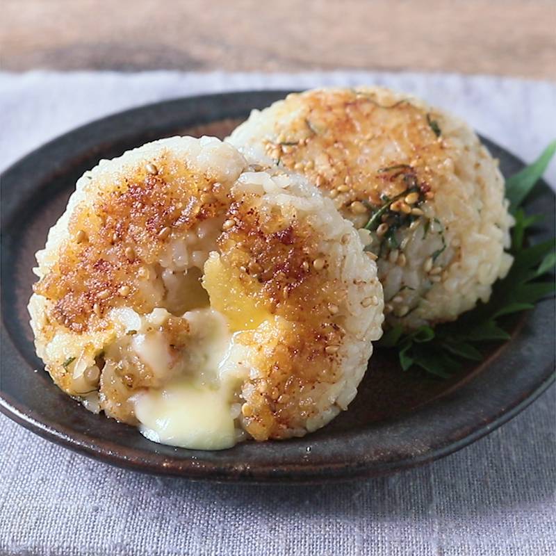 朝食にもおやつにも最適！香ばしくておいしい「大葉の焼きおにぎり」フーディストノート