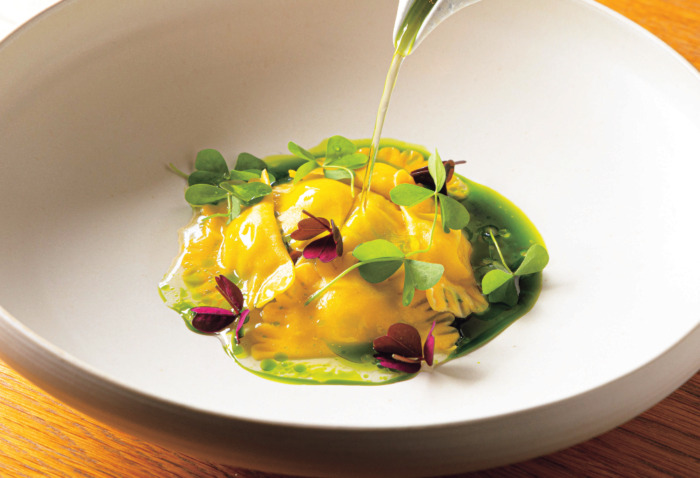 ジェノベーゼだけじゃないよ！美味しいハーブ「バジル」を使ったレシピキナリノ