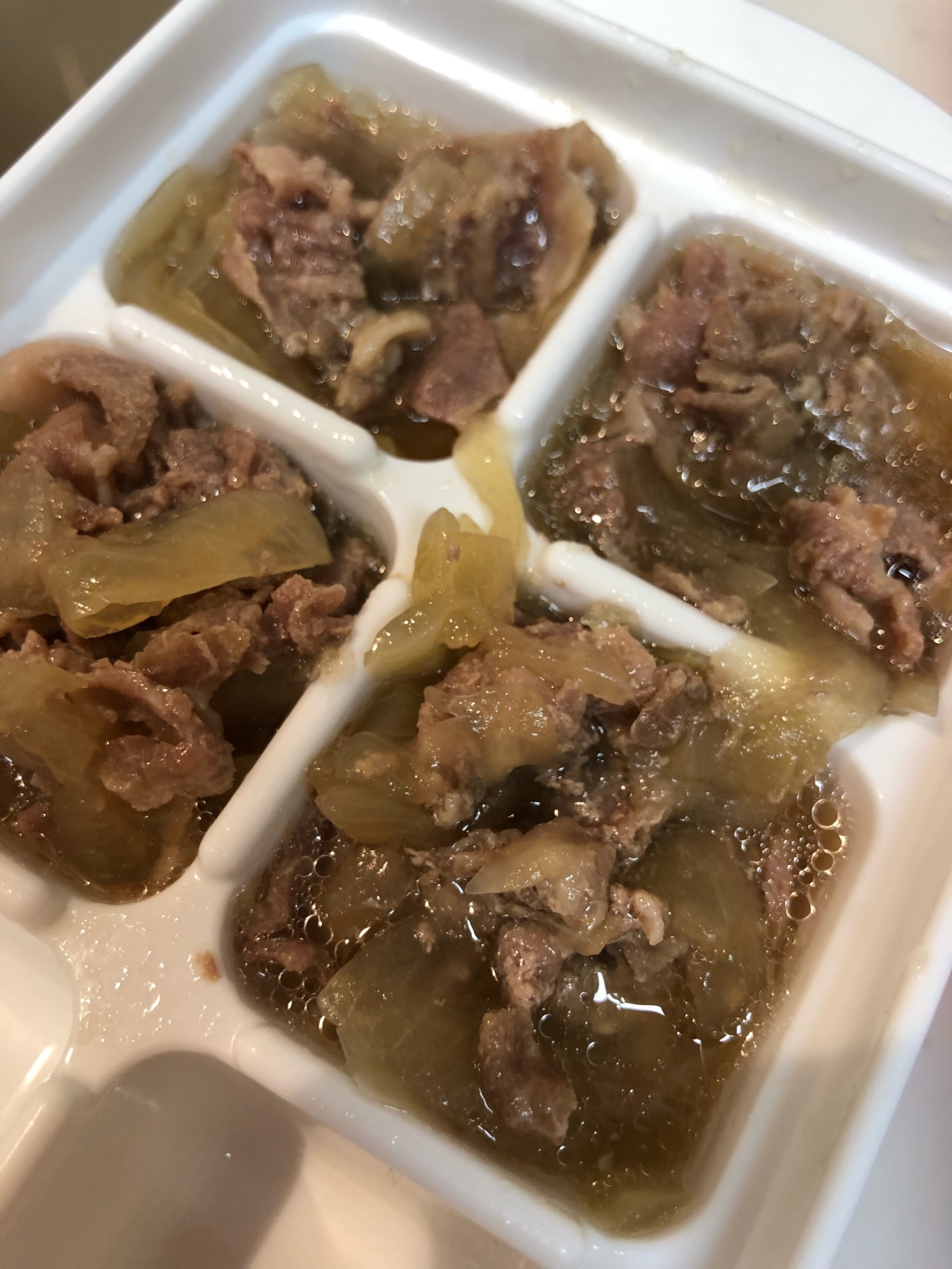 豚スライス赤身肉コラム 離乳食後期メニューお役立ち保育コンテンツ保育士の転職求人なら「保育ぷらす＋」