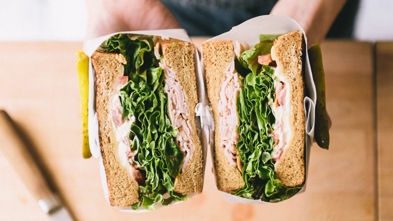 東京 ふわふわパンとたっぷり具材！サンドイッチおいしいお店33選卵サンドの名店、肉が主役のサンド、人気プロデューサーお墨付きサンドほかHanako Web