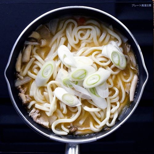 日清食品、「日清のどん兵衛 豚汁うどん」発売 - 日本食糧新聞・電子版