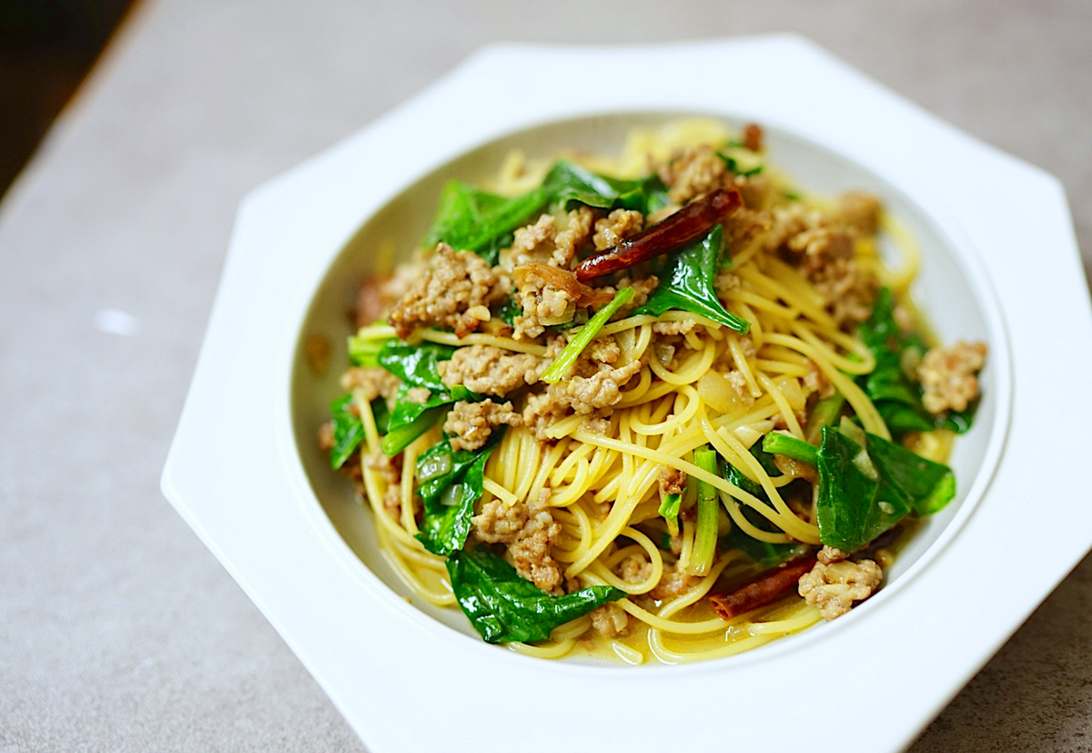 煮込まず時短で具だくさん！「フライパンでパスタ＆カレー」からだにいいこと