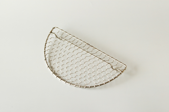 UchouteN Style ウチョウテンスタイル木製デリカバット 目皿付き 天然木 揚げ物 天ぷら 油切り 刺身 盛り付け 和食器 陳列皿UchouteN Style ウチョウテンスタイル木製デリカバット 目皿付き 天然木 揚げ物 天ぷら 油切り 刺身 盛り付け 和食器 陳列皿伝統 鱧入