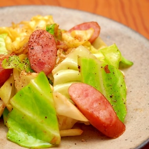 大人も子供も喜ぶ！ウインナーの人気レシピ50選 - macaroni