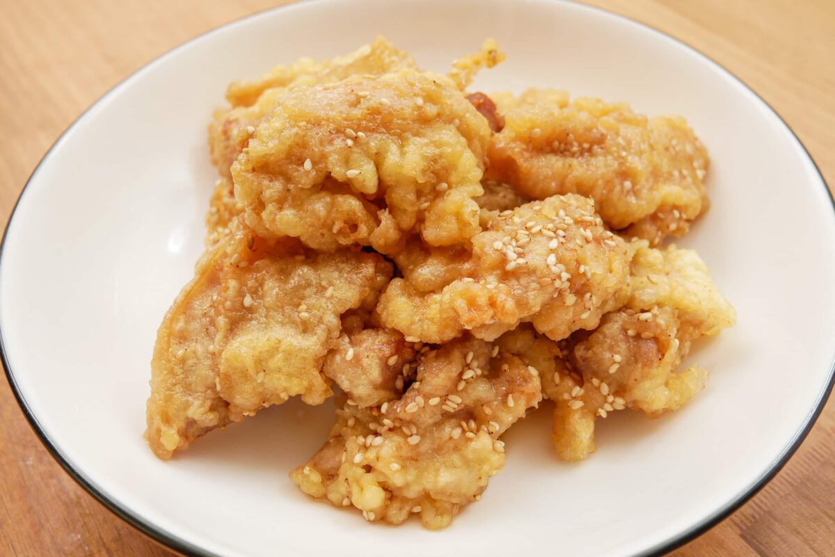ズボラなのに超柔らかい♡ 鶏むね肉の揚げない甘辛から揚げ