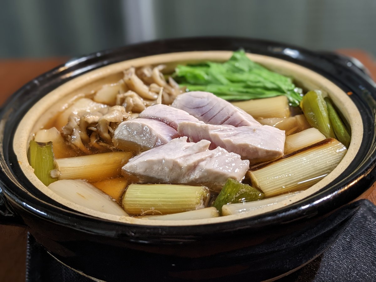 めばちマグロのカマを使って＊ねぎま鍋